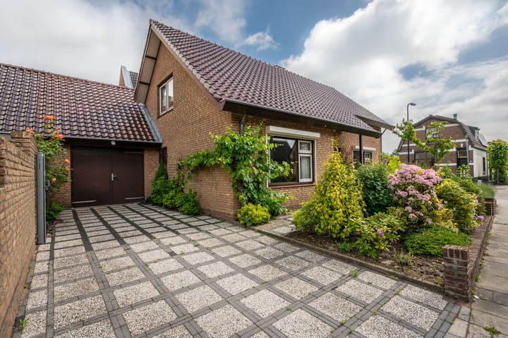 Foto 2 van Bloemheuvellaan 17