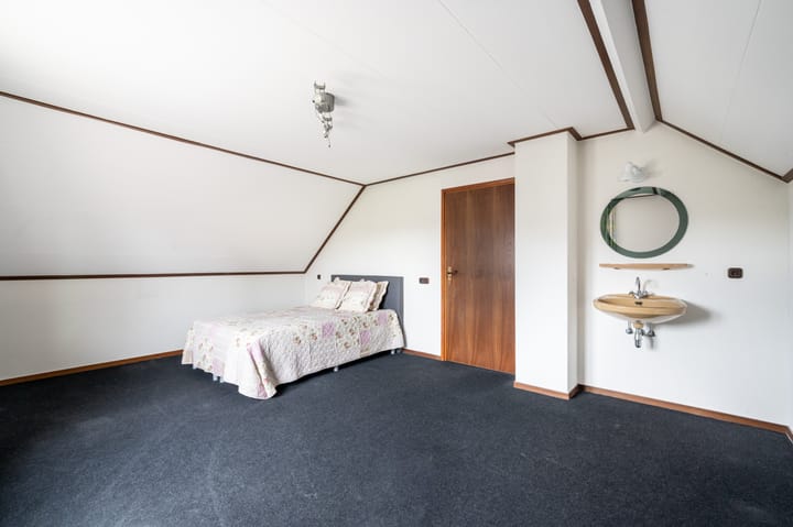 Foto 21 van Bloemheuvellaan 17