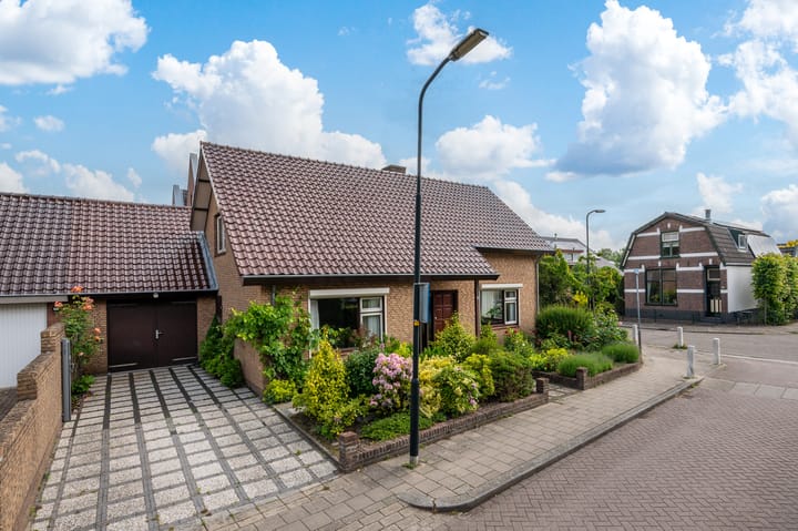 Foto 26 van Bloemheuvellaan 17