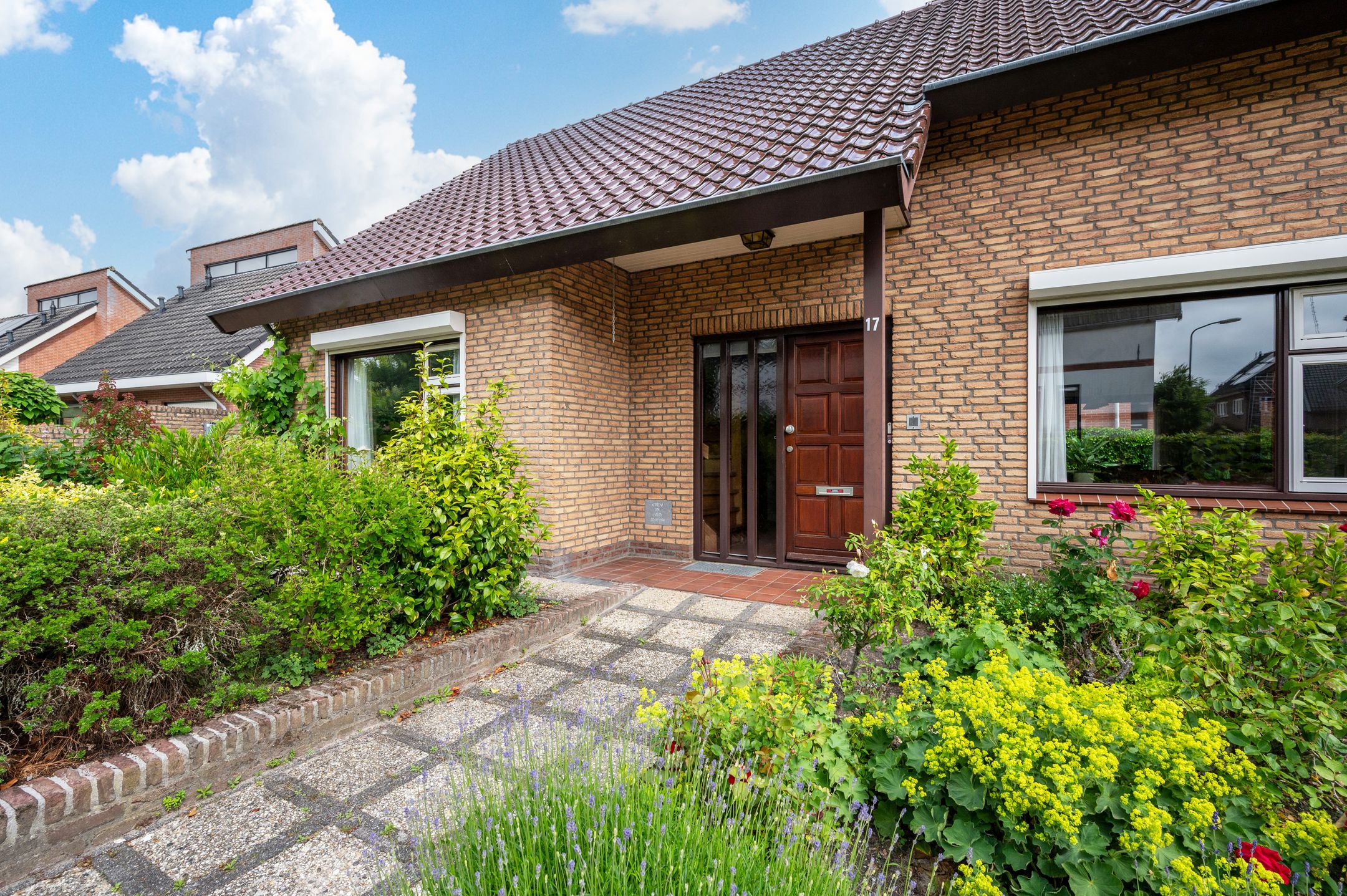 Foto 33 van Bloemheuvellaan 17