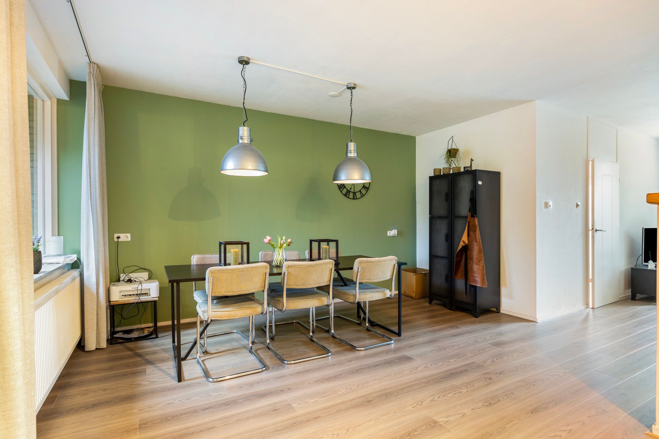 Foto 12 van Hunze 153