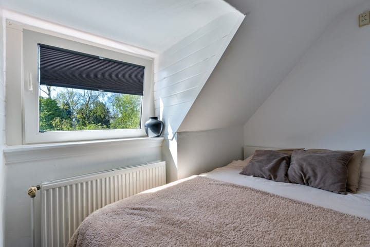 Foto 21 van Burgemeester Bloemartsstraat 24