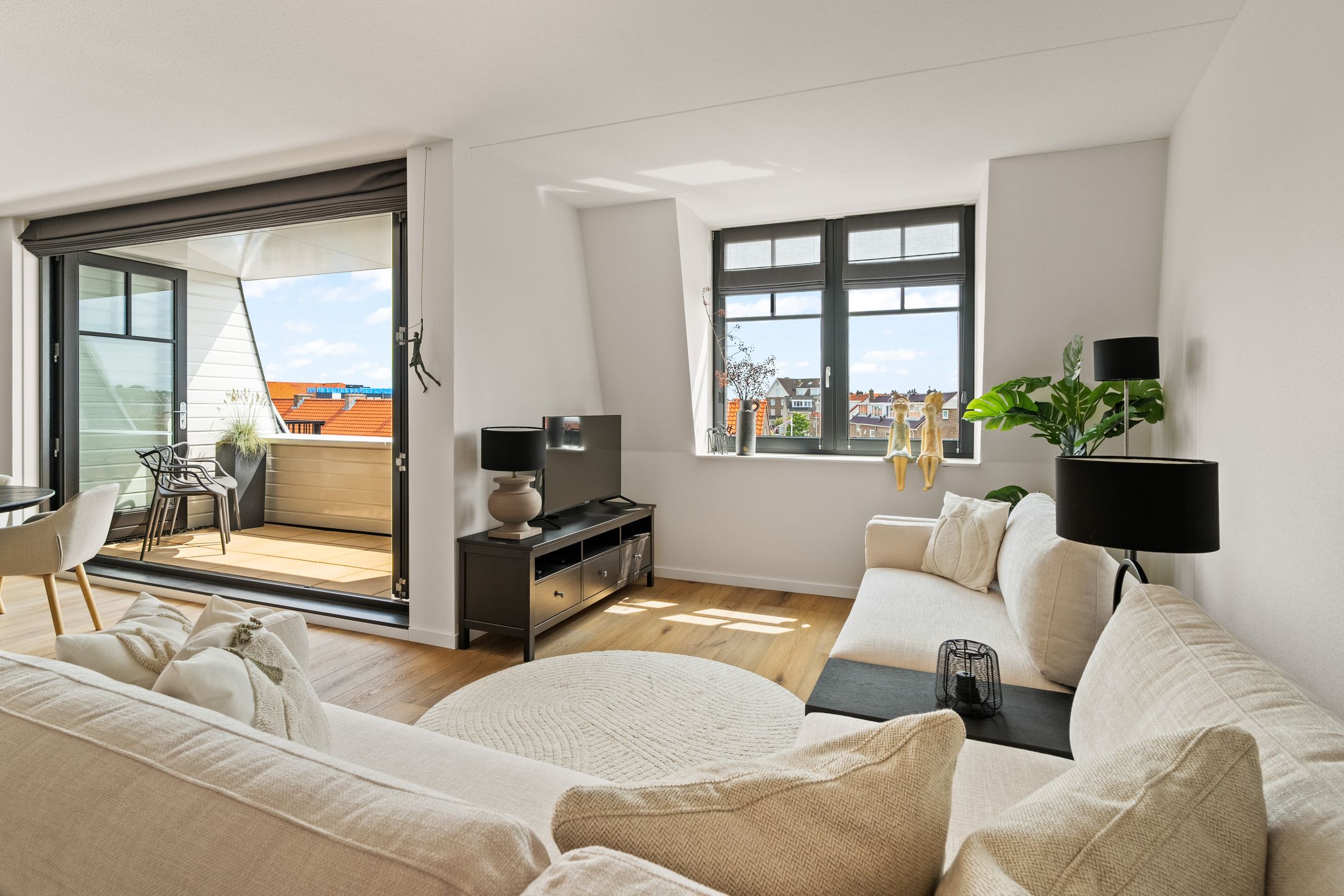 Photo 9 of Jan van Henegouwenweg 41