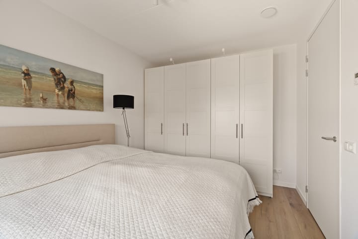 Foto 19 van Jan van Henegouwenweg 41