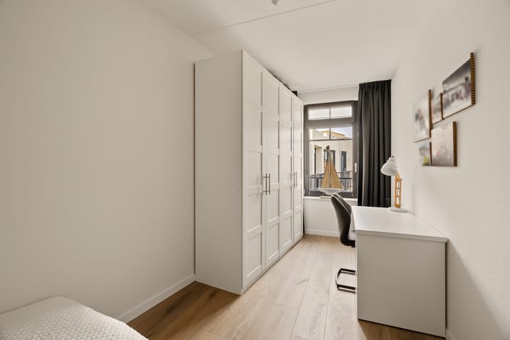 Foto 22 van Jan van Henegouwenweg 41