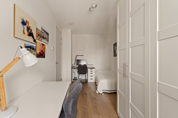 Foto 23 van Jan van Henegouwenweg 41