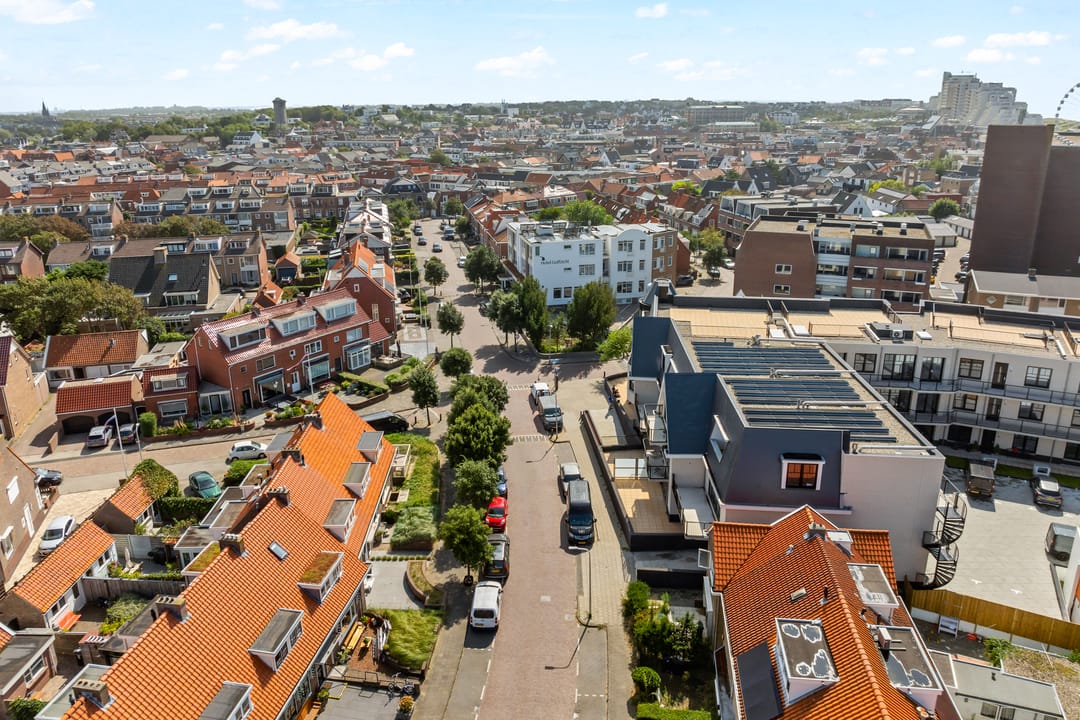 Photo 32 of Jan van Henegouwenweg 41