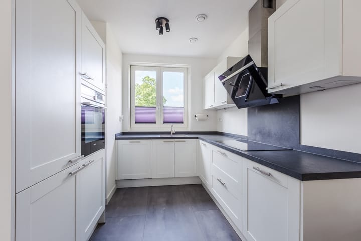 Photo 10 of Prinses Catharina-Amalialaan 3