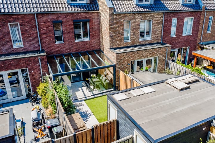 Photo 37 of Prinses Catharina-Amalialaan 3