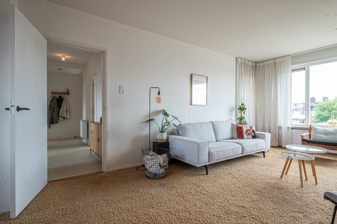 Photo 17 of Huygensstraat 119