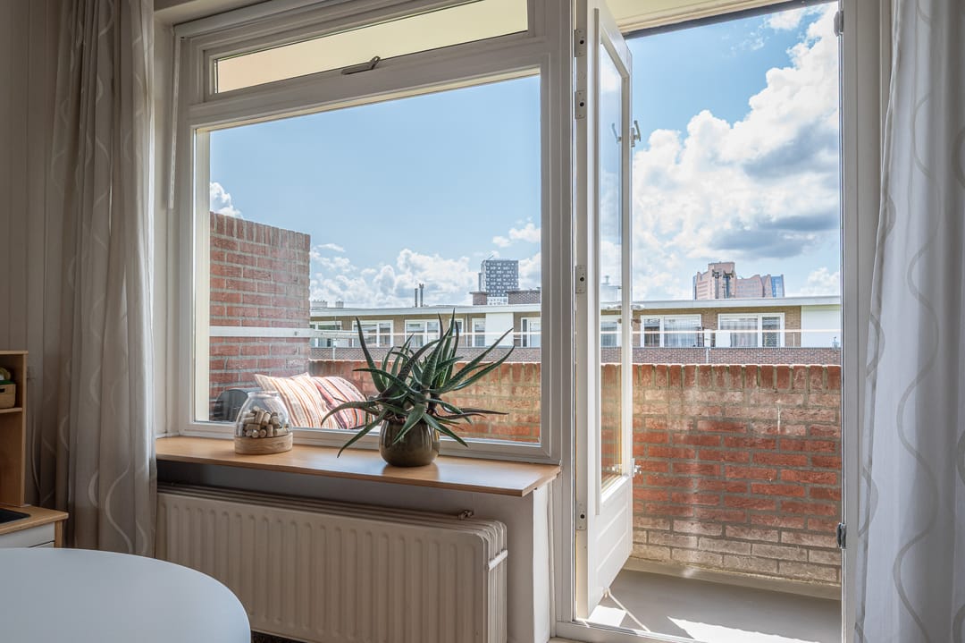 Photo 26 of Huygensstraat 119