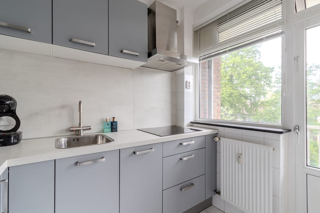 Photo 11 of Leeuwerikstraat 19