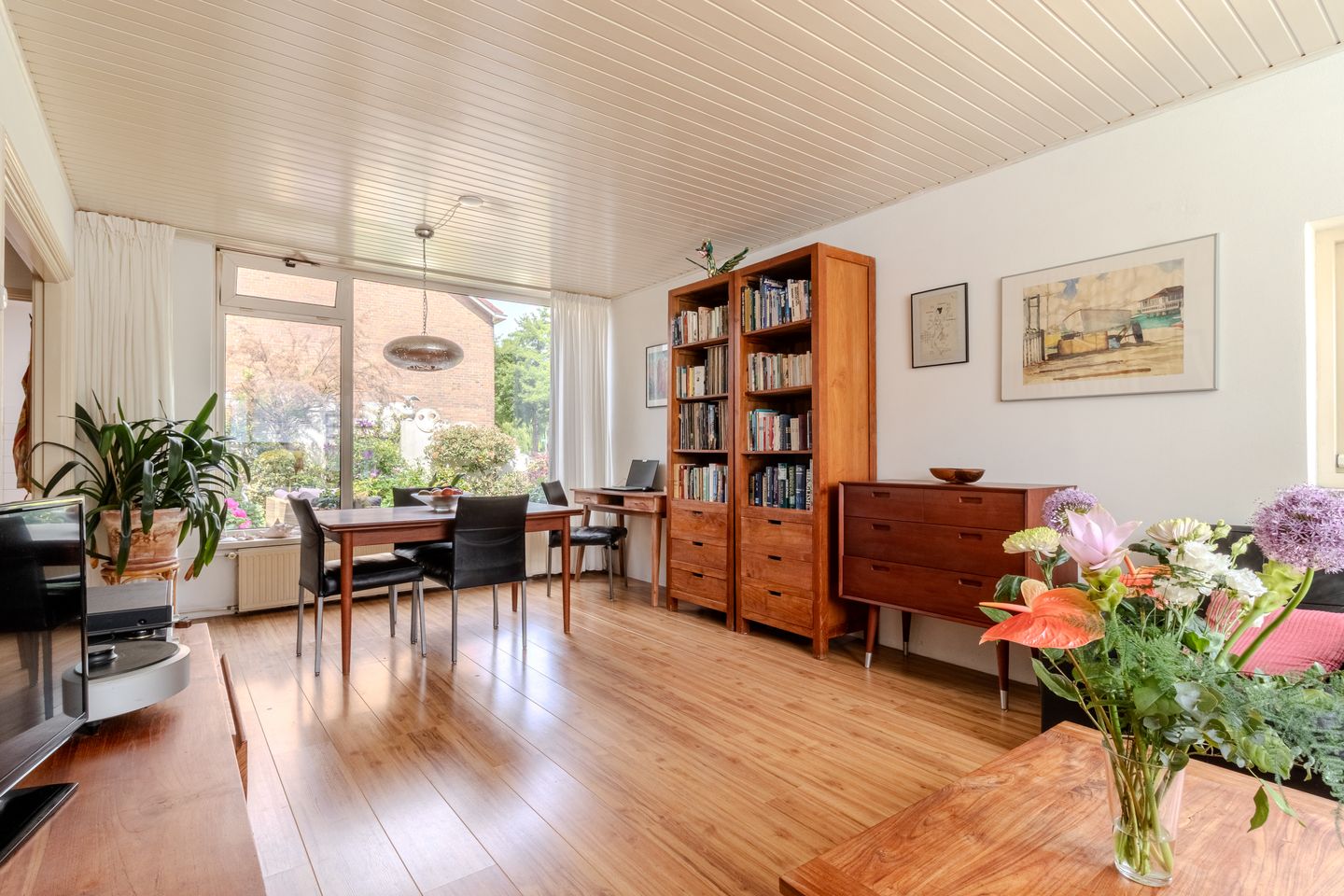 Foto 10 van Iepenstraat 17