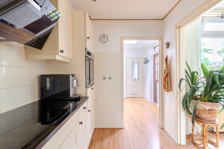 Foto 15 van Iepenstraat 17