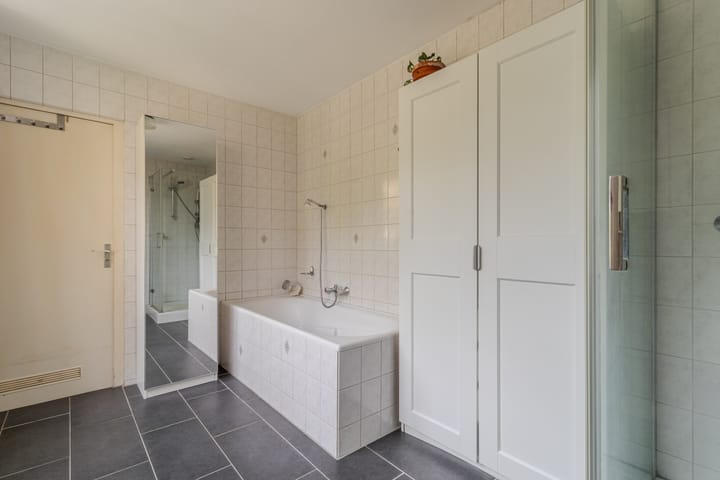 Foto 19 van Iepenstraat 17