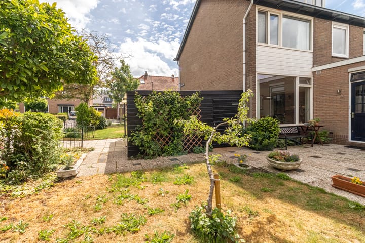 Foto 22 van Iepenstraat 17