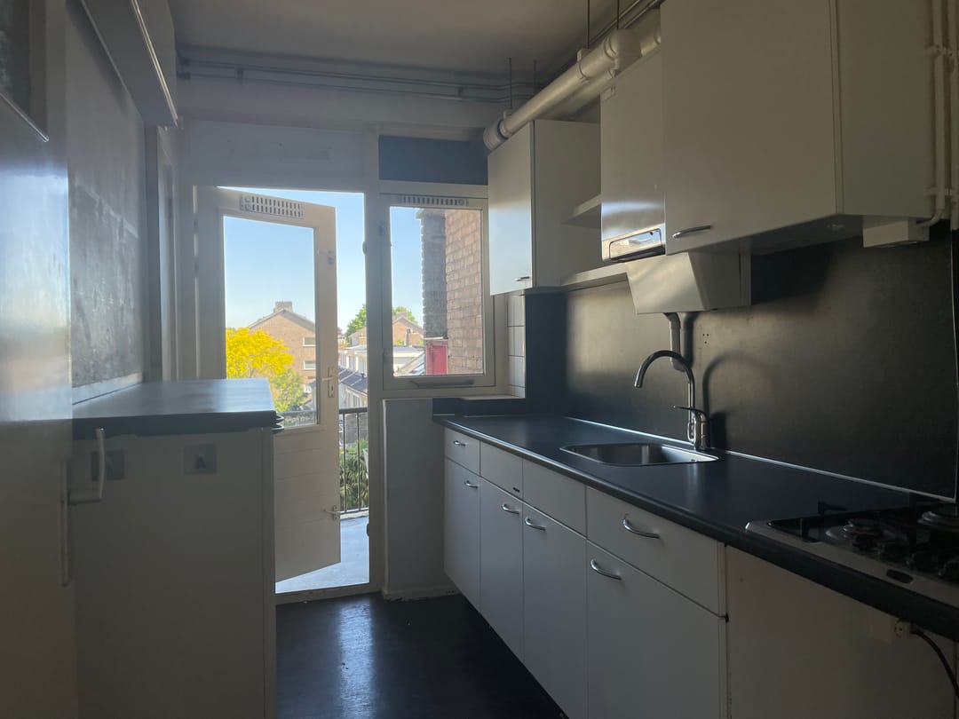 Photo 8 of Van der Doesstraat 23