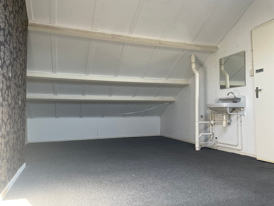 Photo 23 of Van der Doesstraat 23