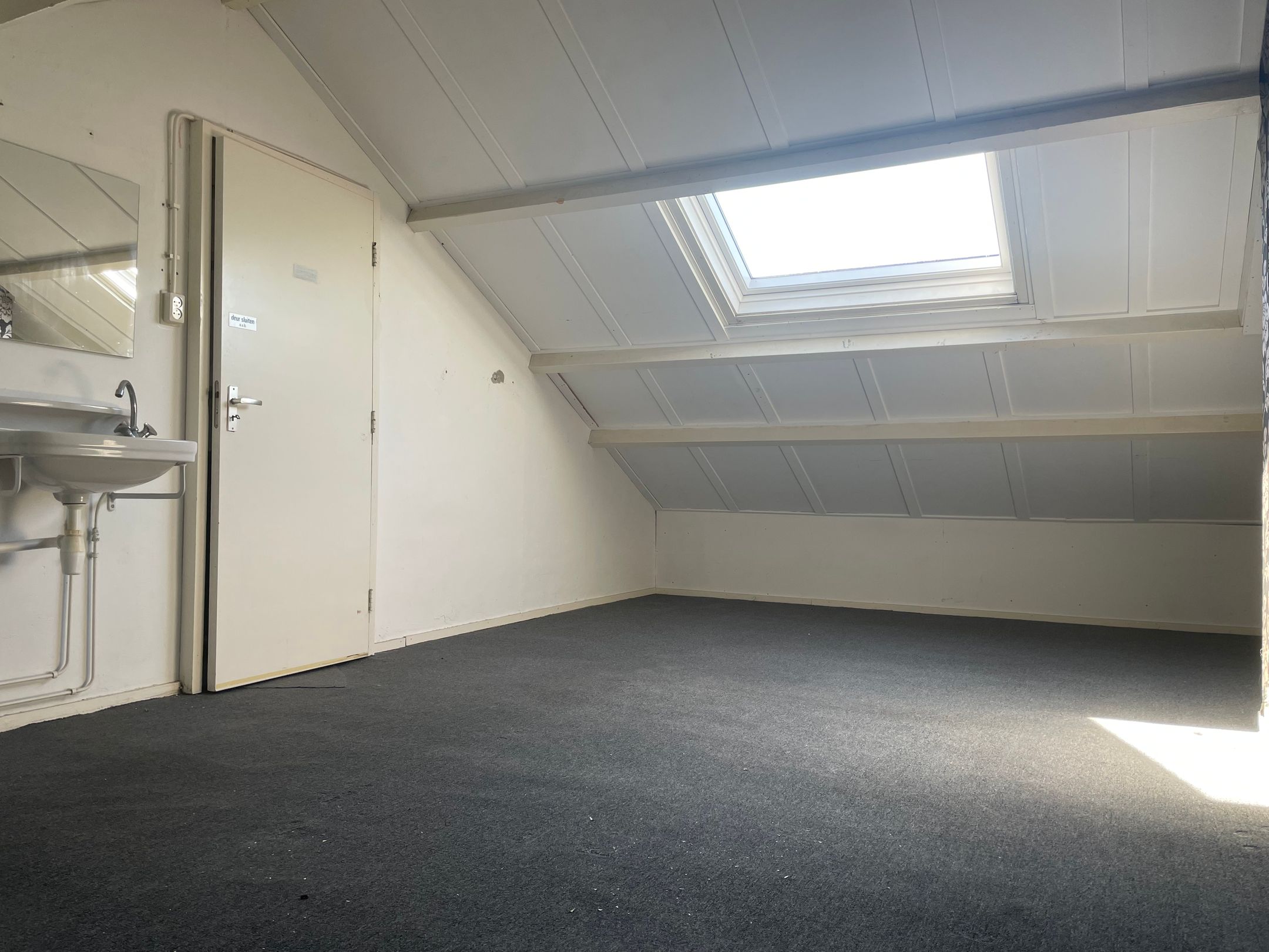 Photo 24 of Van der Doesstraat 23