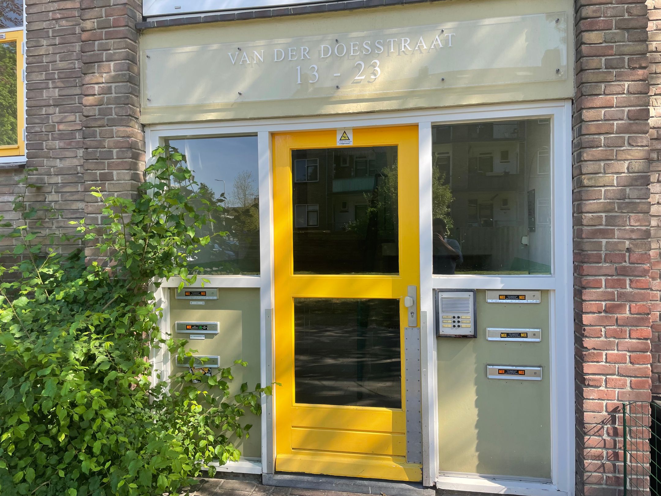 Photo 27 of Van der Doesstraat 23