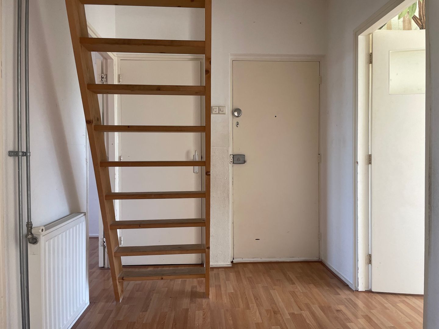 Photo 29 of Van der Doesstraat 23