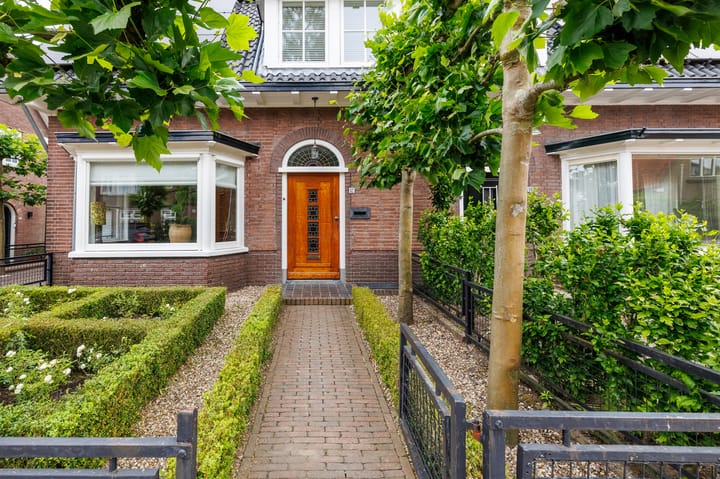 Foto 6 van van Irhovenlaan 12