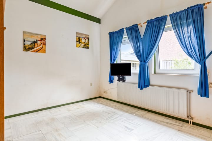 Foto 8 van Hoefijzer 24