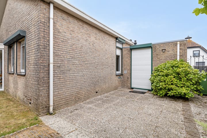 Foto 17 van Hoefijzer 24