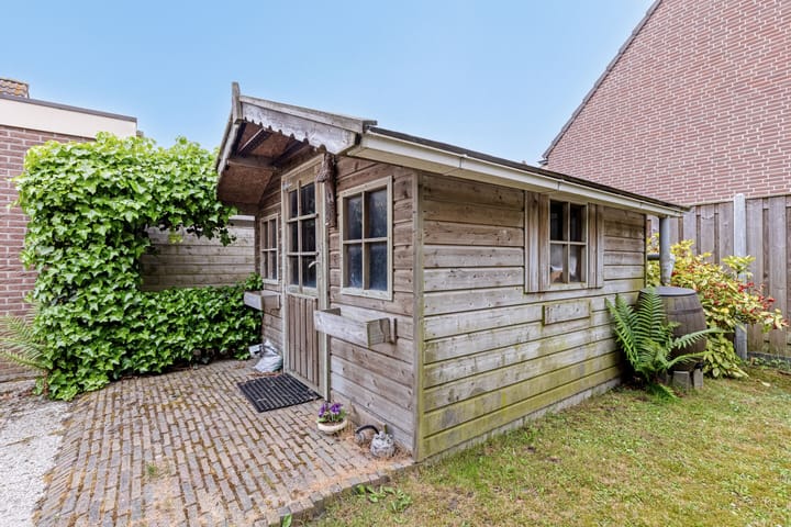 Foto 16 van Hoefijzer 24