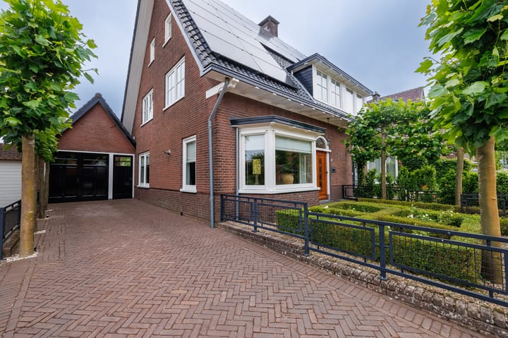 Foto 36 van van Irhovenlaan 12