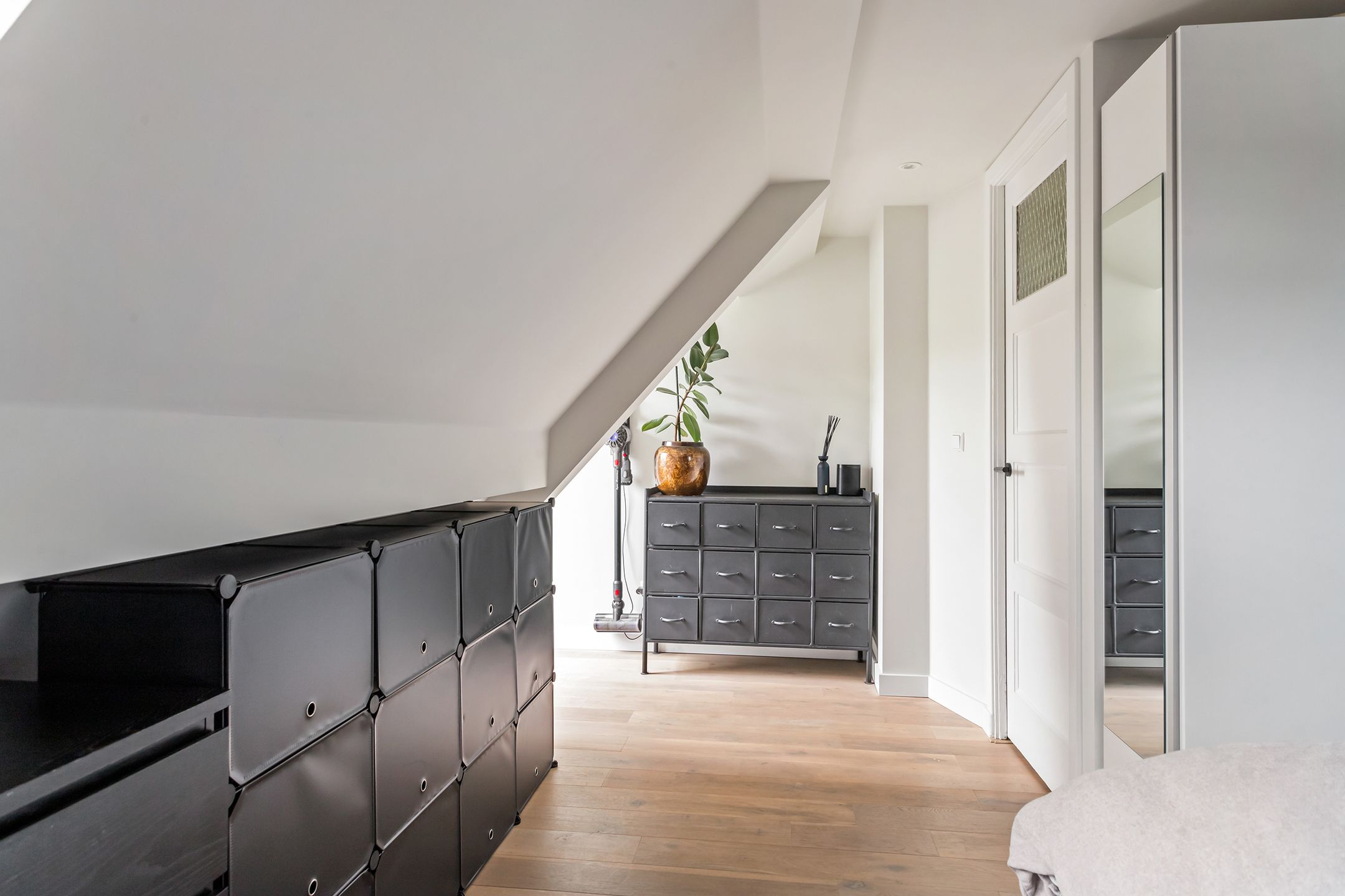 Photo 27 of Burgemeester van Tuyllkade 132-BS