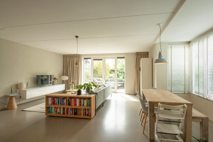 Foto 15 van Meidoornstraat 36