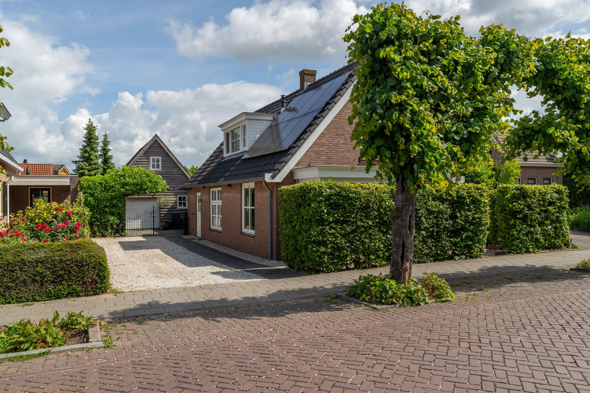 Photo 3 of Burgemeester van der Schansstraat 49