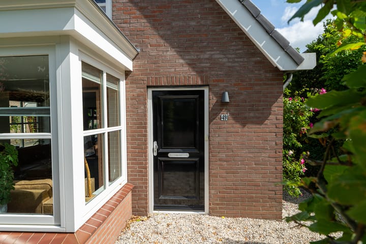 Photo 5 of Burgemeester van der Schansstraat 49