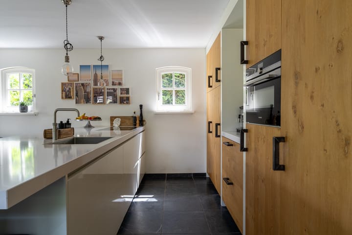 Photo 20 of Burgemeester van der Schansstraat 49