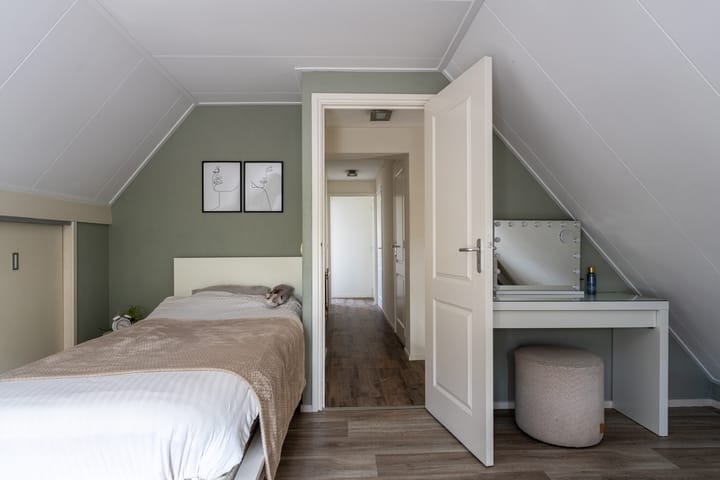 Photo 31 of Burgemeester van der Schansstraat 49