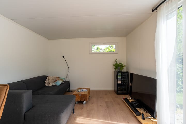 Photo 41 of Burgemeester van der Schansstraat 49