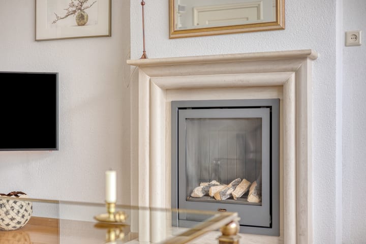 Photo 4 of Teugenaarsstraat 21