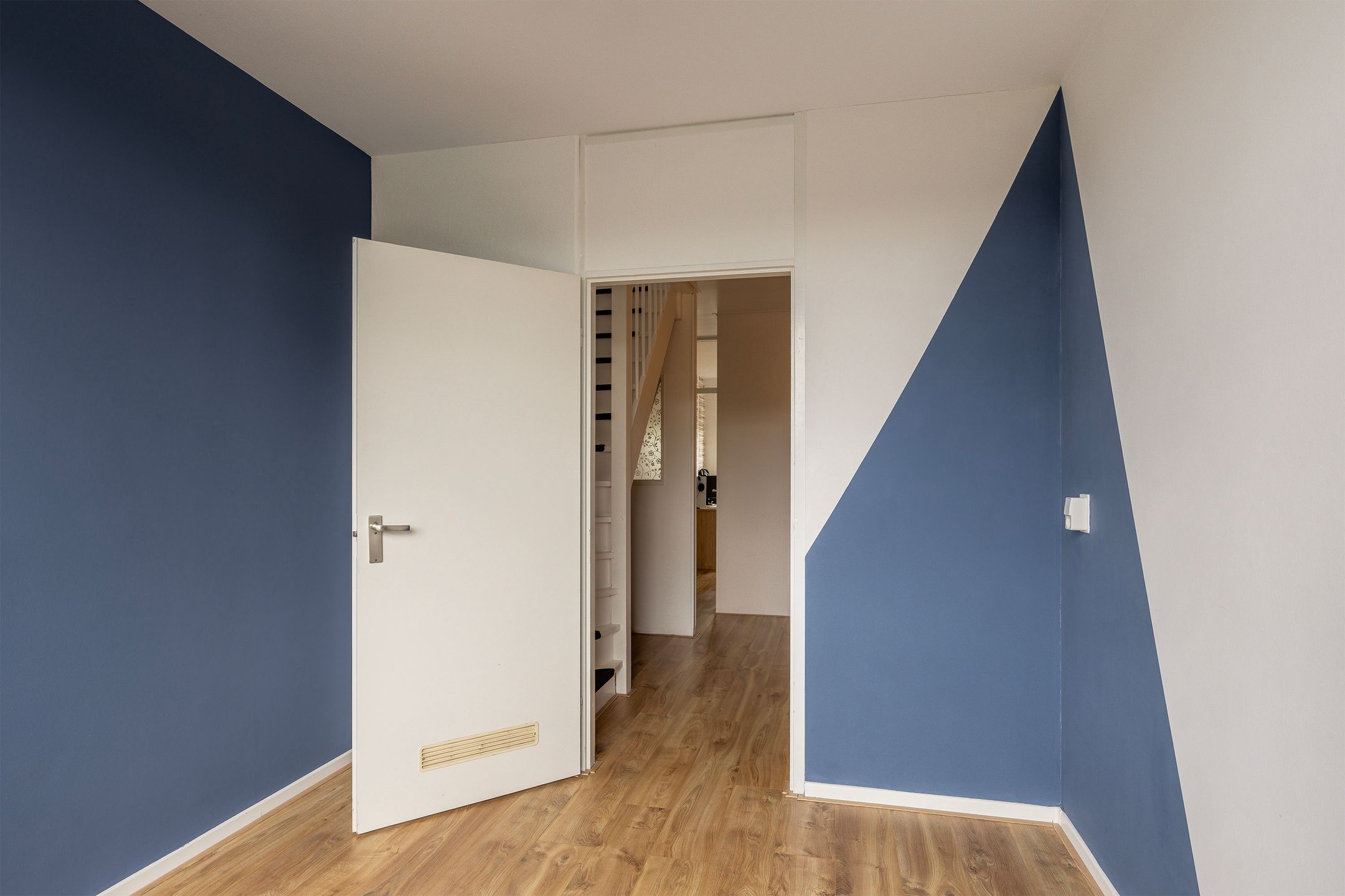 Foto 24 van Royaardsplein 154