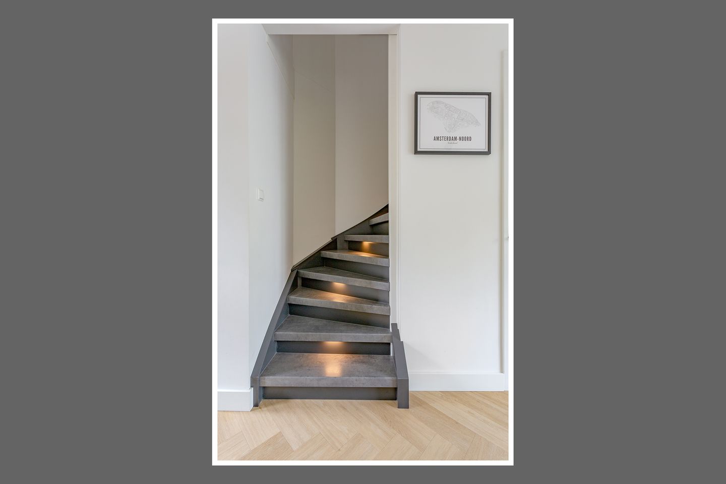 Photo 25 of Roseboom 26