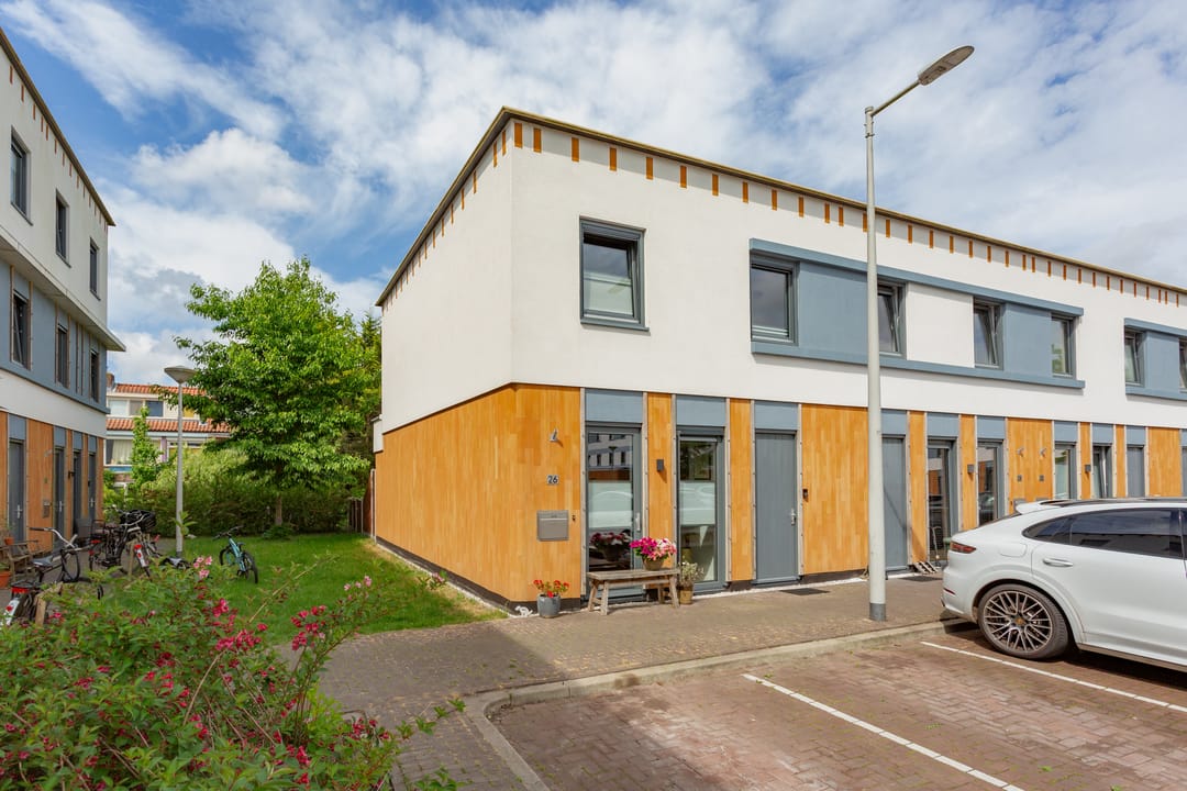 Photo 43 of Roseboom 26