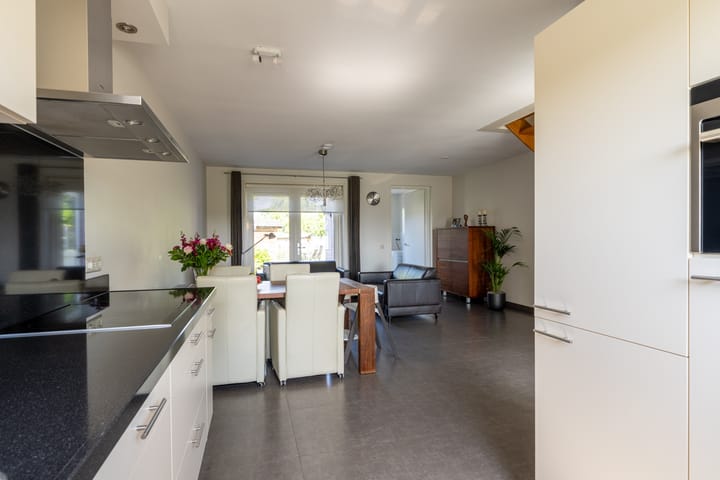 Foto 13 van Altena's Laantje 1-E