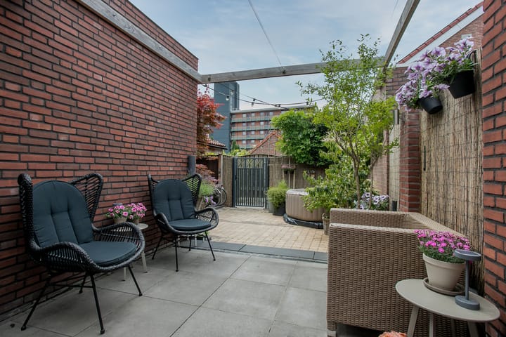 Foto 39 van van Kleefstraat 28