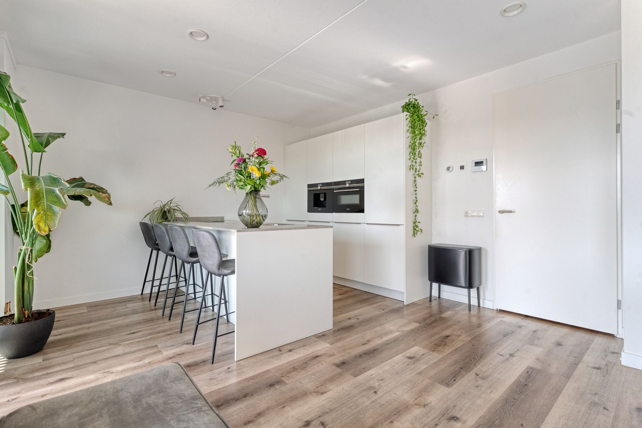 Photo 12 of Nachtegaalstraat 7-D