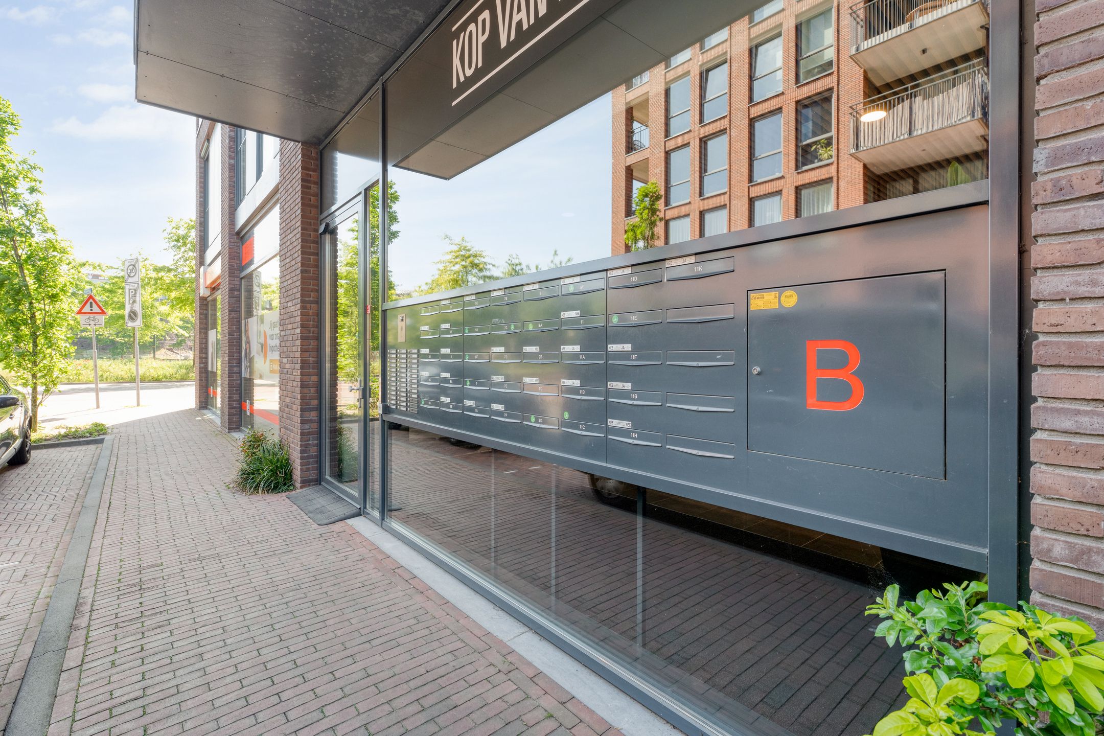 Photo 30 of Nachtegaalstraat 7-D