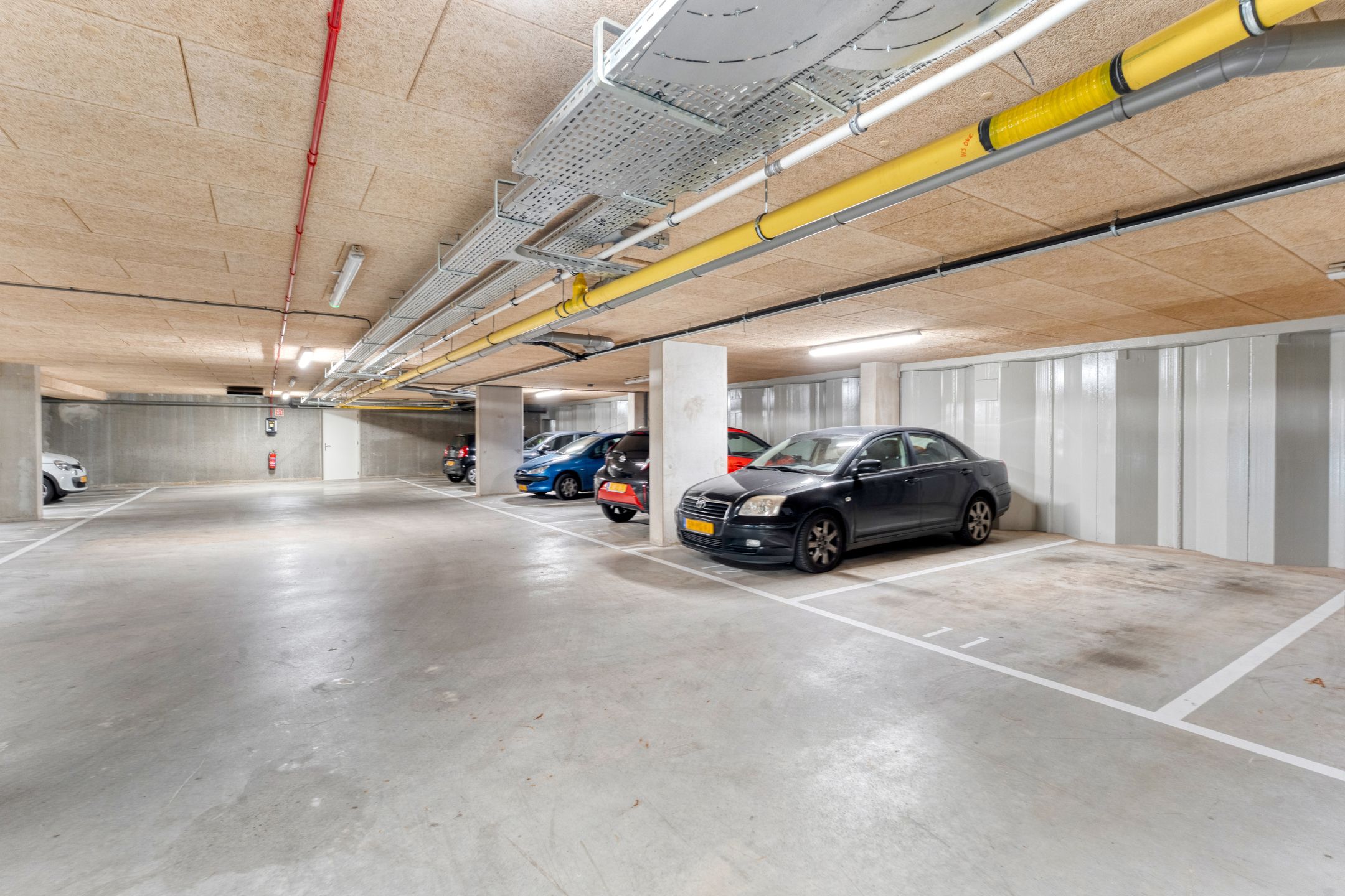 Photo 39 of Nachtegaalstraat 7-D