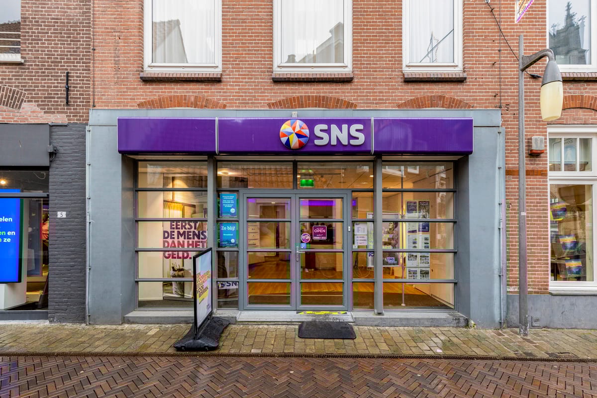 View photo 1 of Klokstraat 3