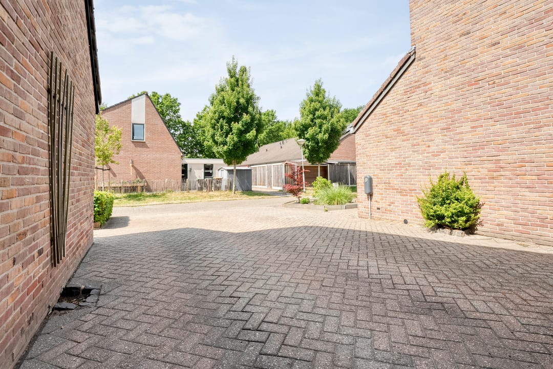 Photo 8 of De Karekiet 44