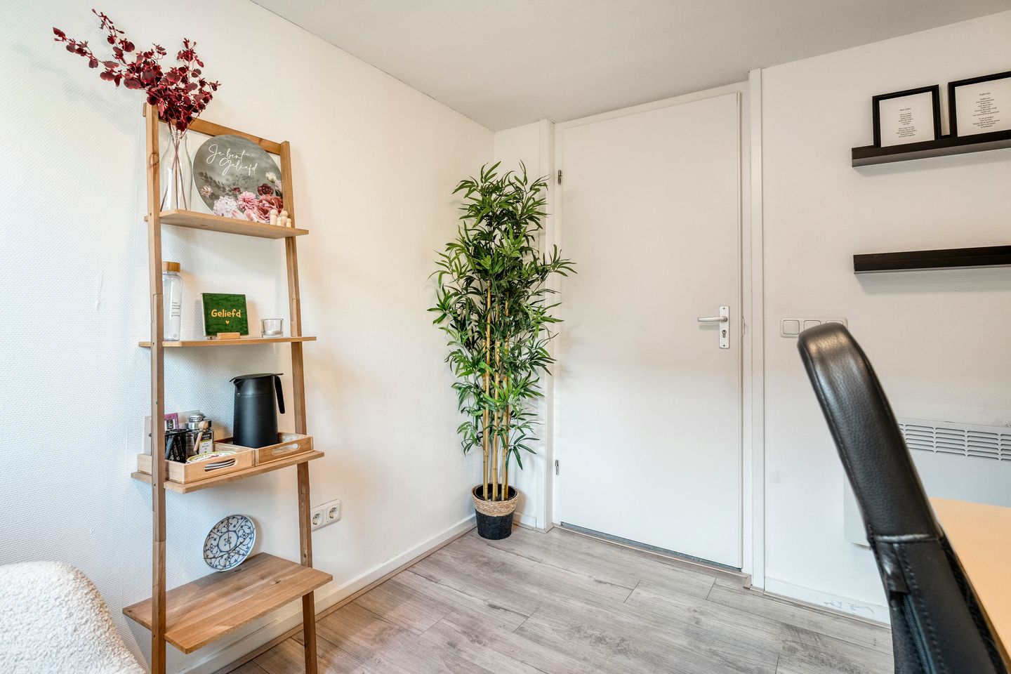 Photo 20 of De Karekiet 44