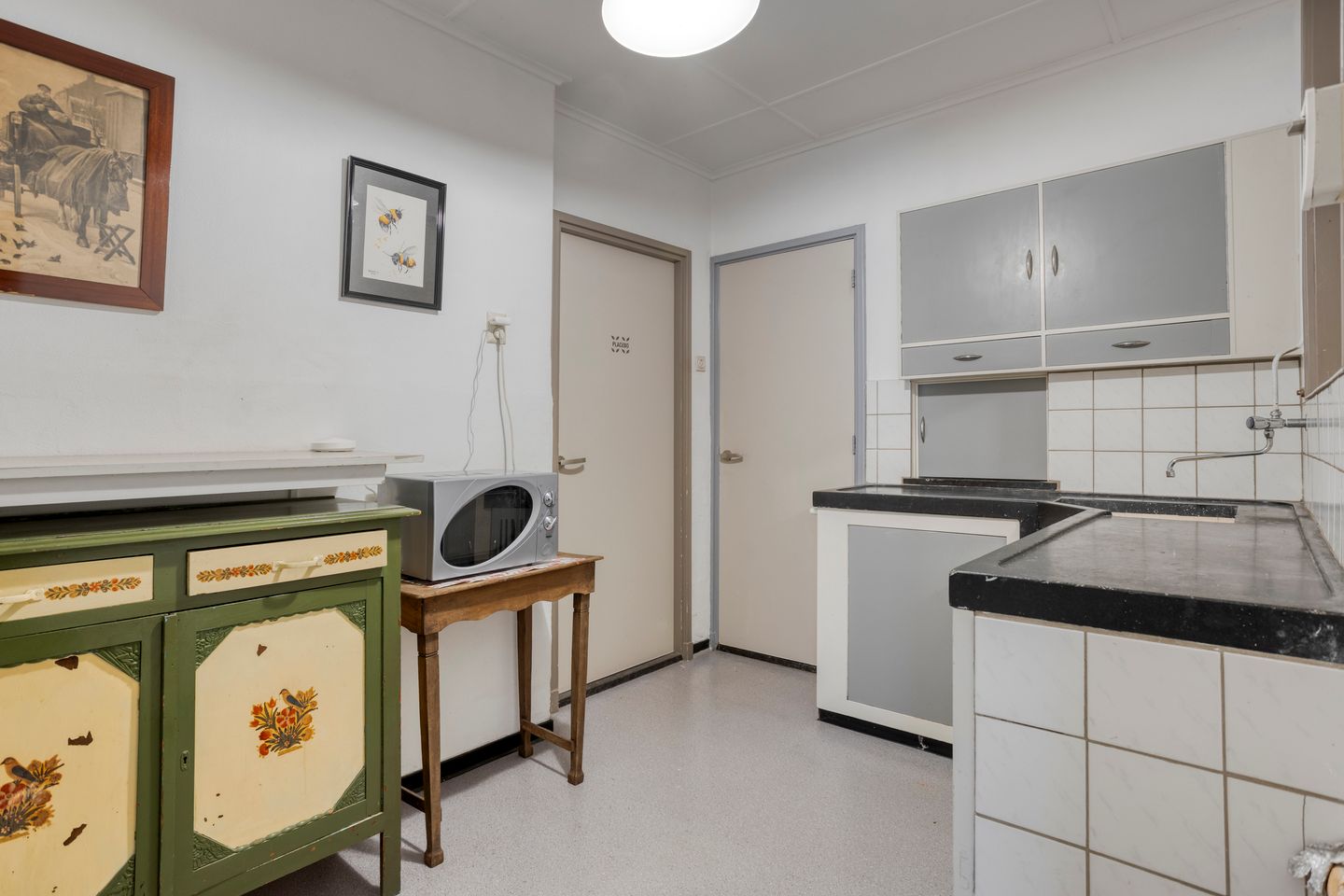 Photo 19 of Prins Bernhardstraat 7